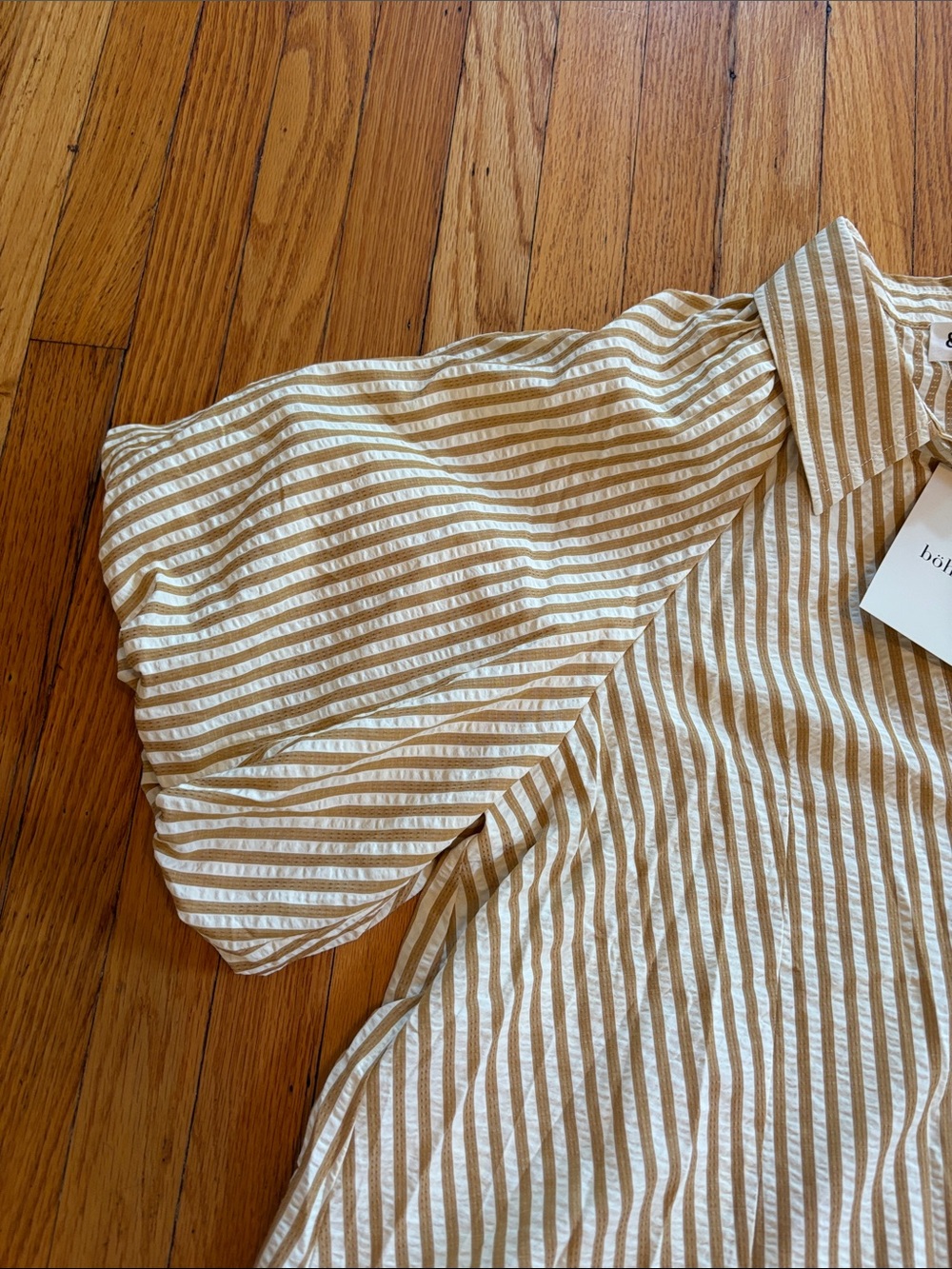 Striped Button-Front Puff Sleeve blouse. Bohme size medium - Picture 3 of 4